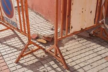  Preocupación en La Garita por la caída de cascotes de la fachada de la iglesia/TA.